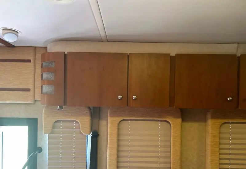 2008 Winnebago Journey photo 30